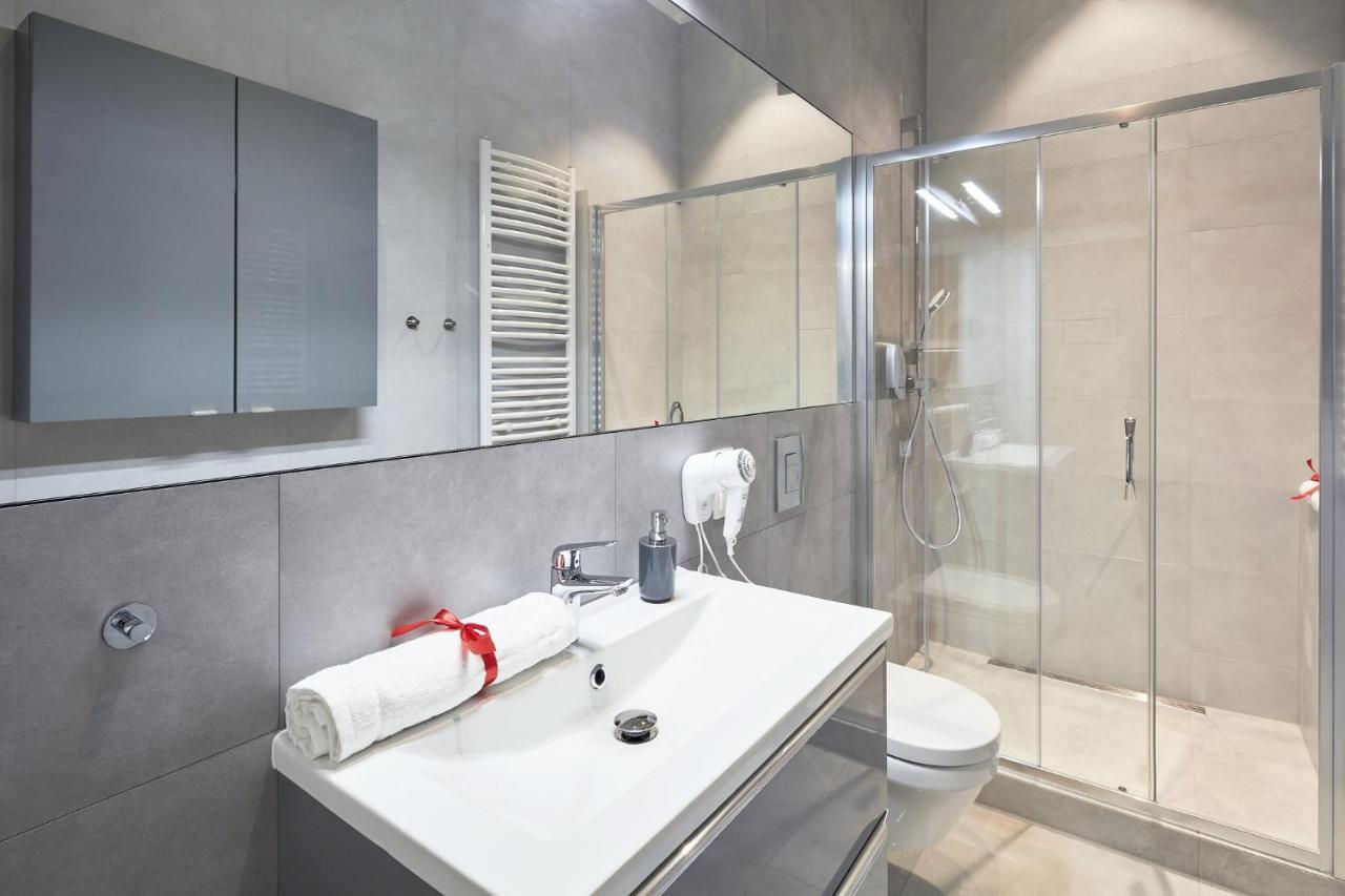 Royal Aparthotel Piotrkowska 116 Lodź Bagian luar foto